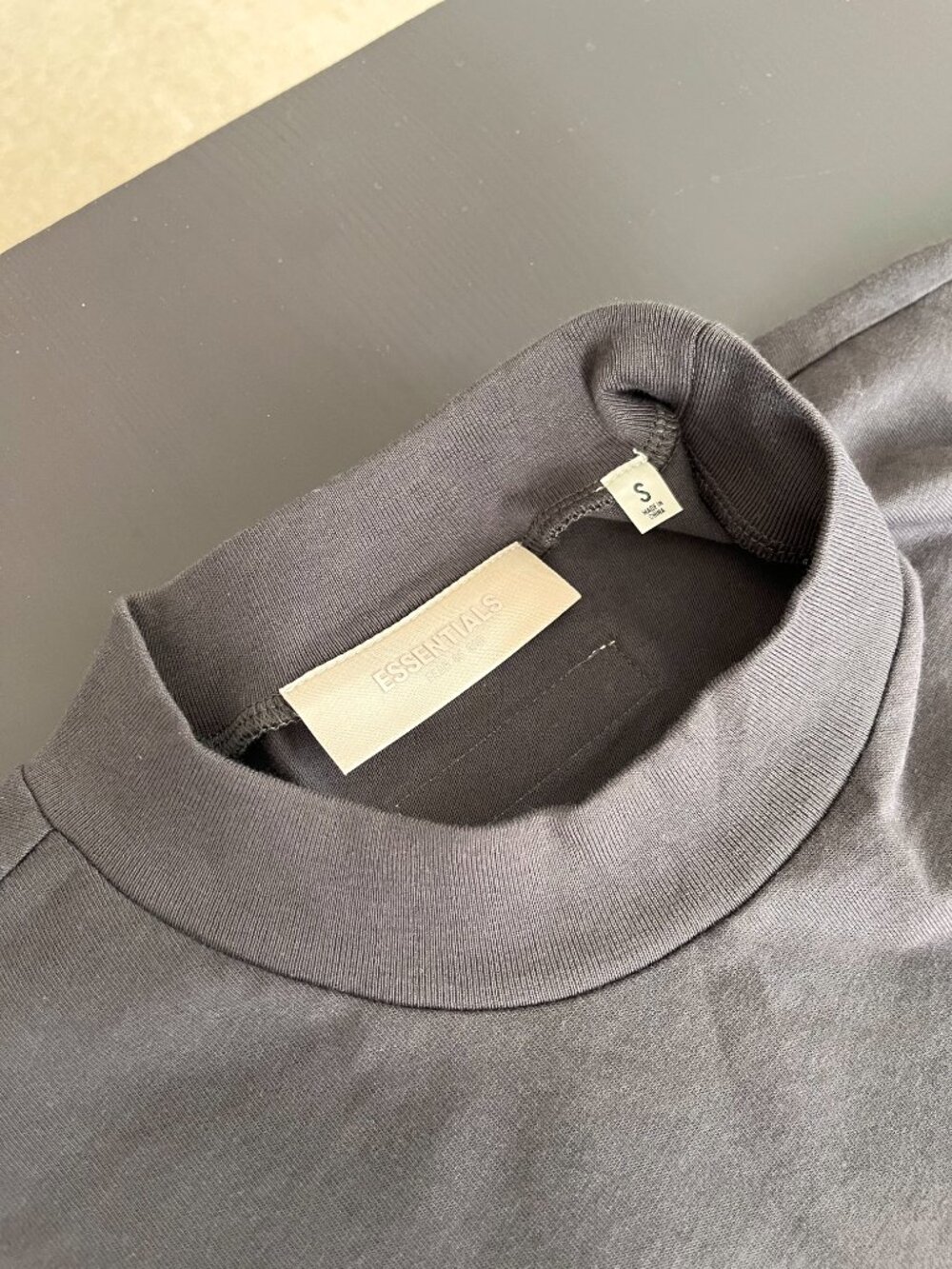 Fear of God Black 1977 graphic tshirt size s oversized streetwear - Picture 3 of 7